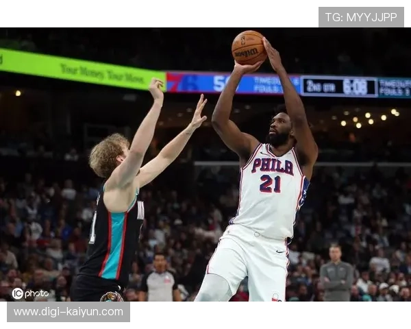 76人三巨头合体首胜，埃奇库姆0.8秒绝杀灰熊